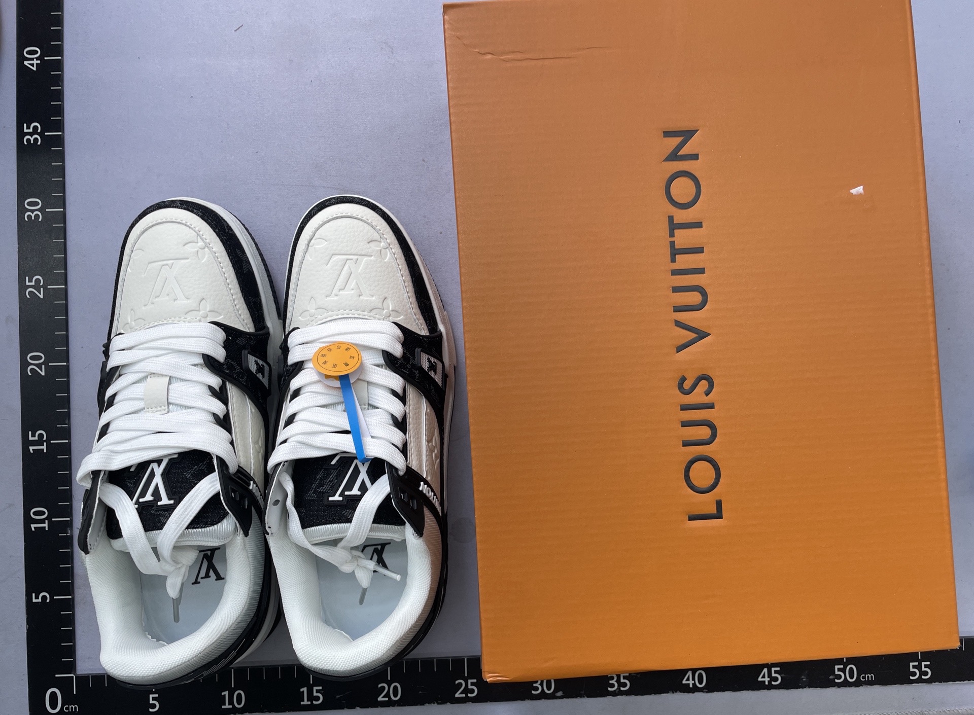 Trainerlv’s sneakers for men, white shoes, fashion sports, thick sole, easiest for match, couple casualtrendy shoes for women 7