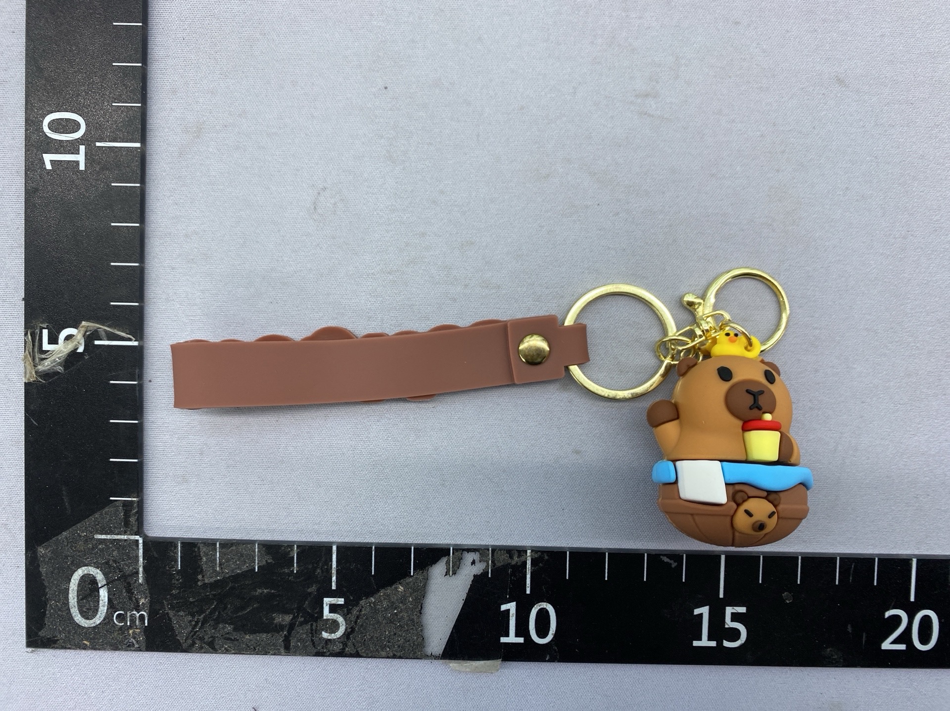 Cartoon cute capybara keychain pendant bag charm car key chain small gift wholesale 3