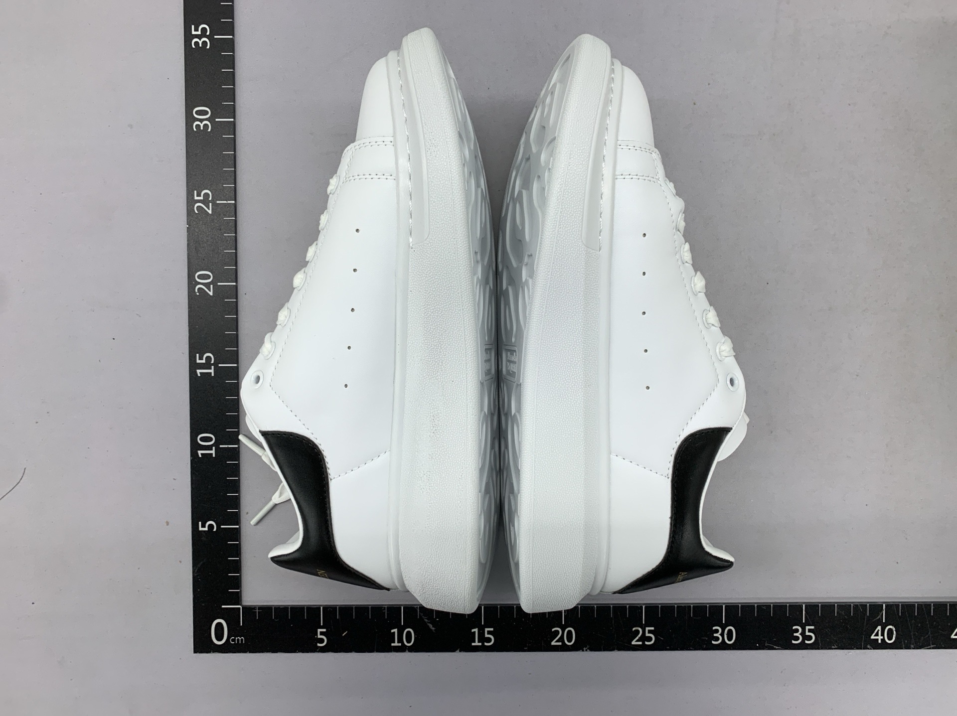 Uf m white shoes k 2