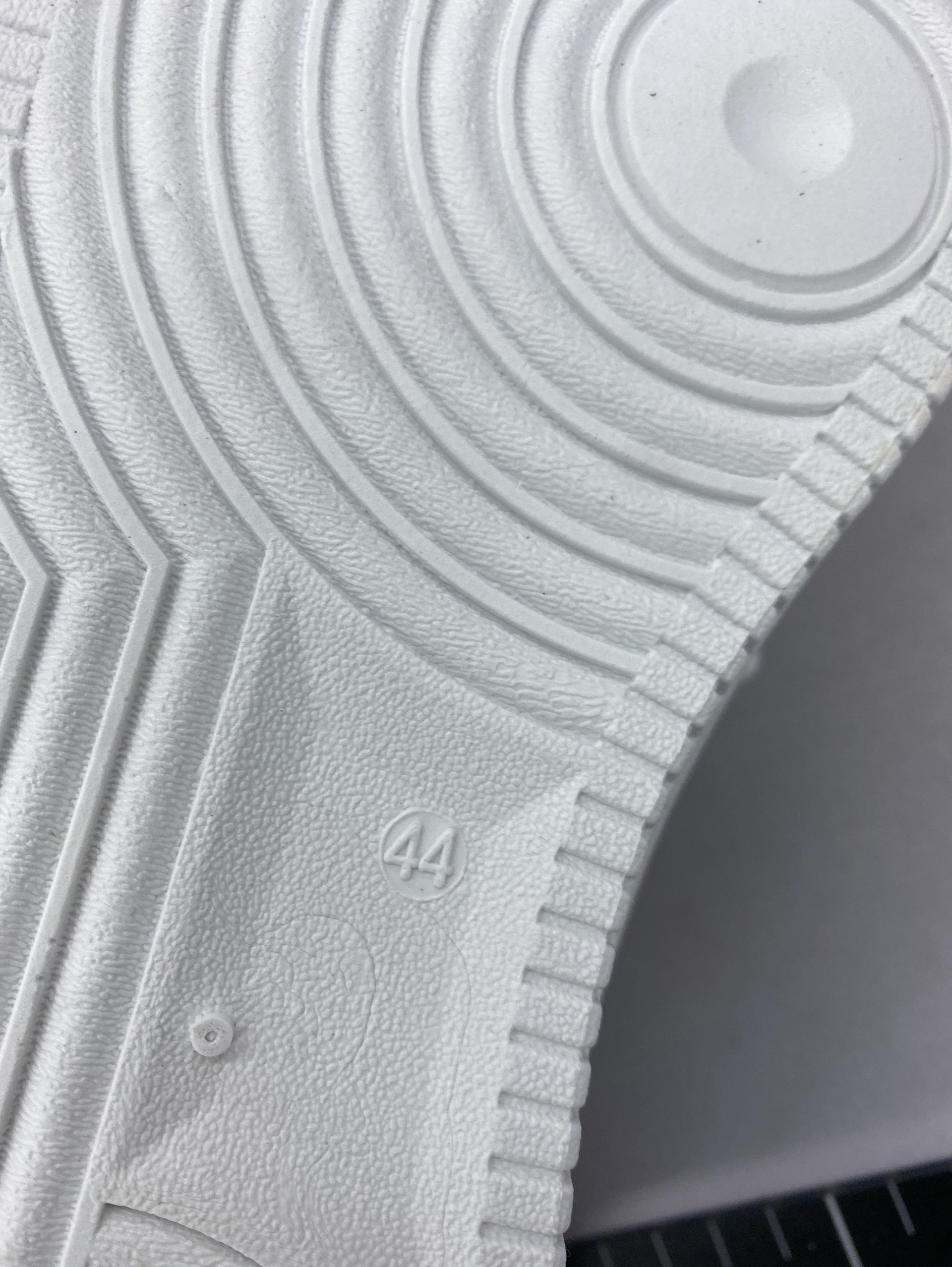 Men’s white sneakers – spring breathable casual versatile shoes for teens – 2025 new student pure white athletic skate shoes 7