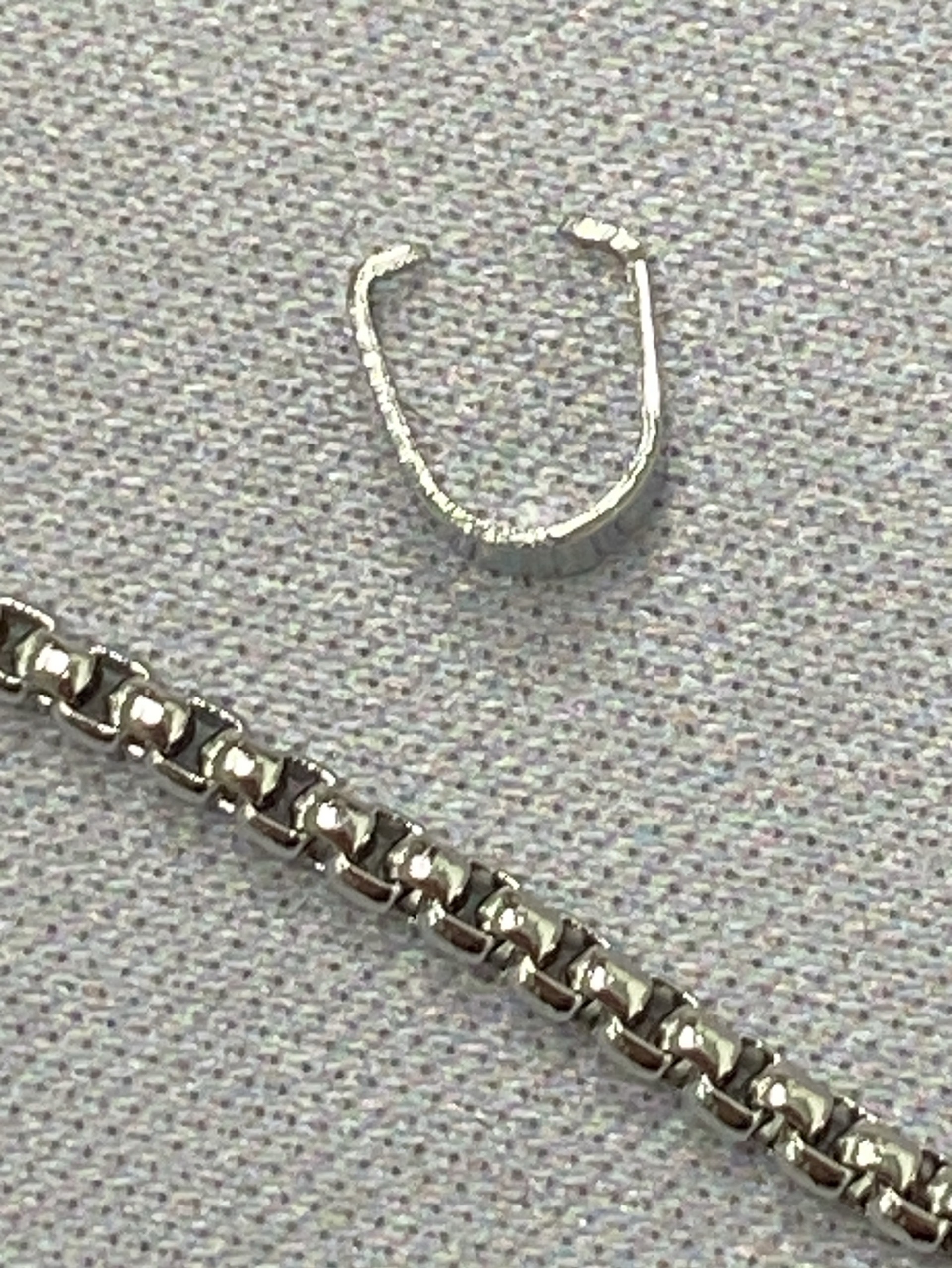 Titanium steel necklace for men – fade-resistant, minimalist, and versatile jewelry. also perfect as a women’s sweater chain. new, trendy, and unique style. hot-selling hip-hop accessories 2