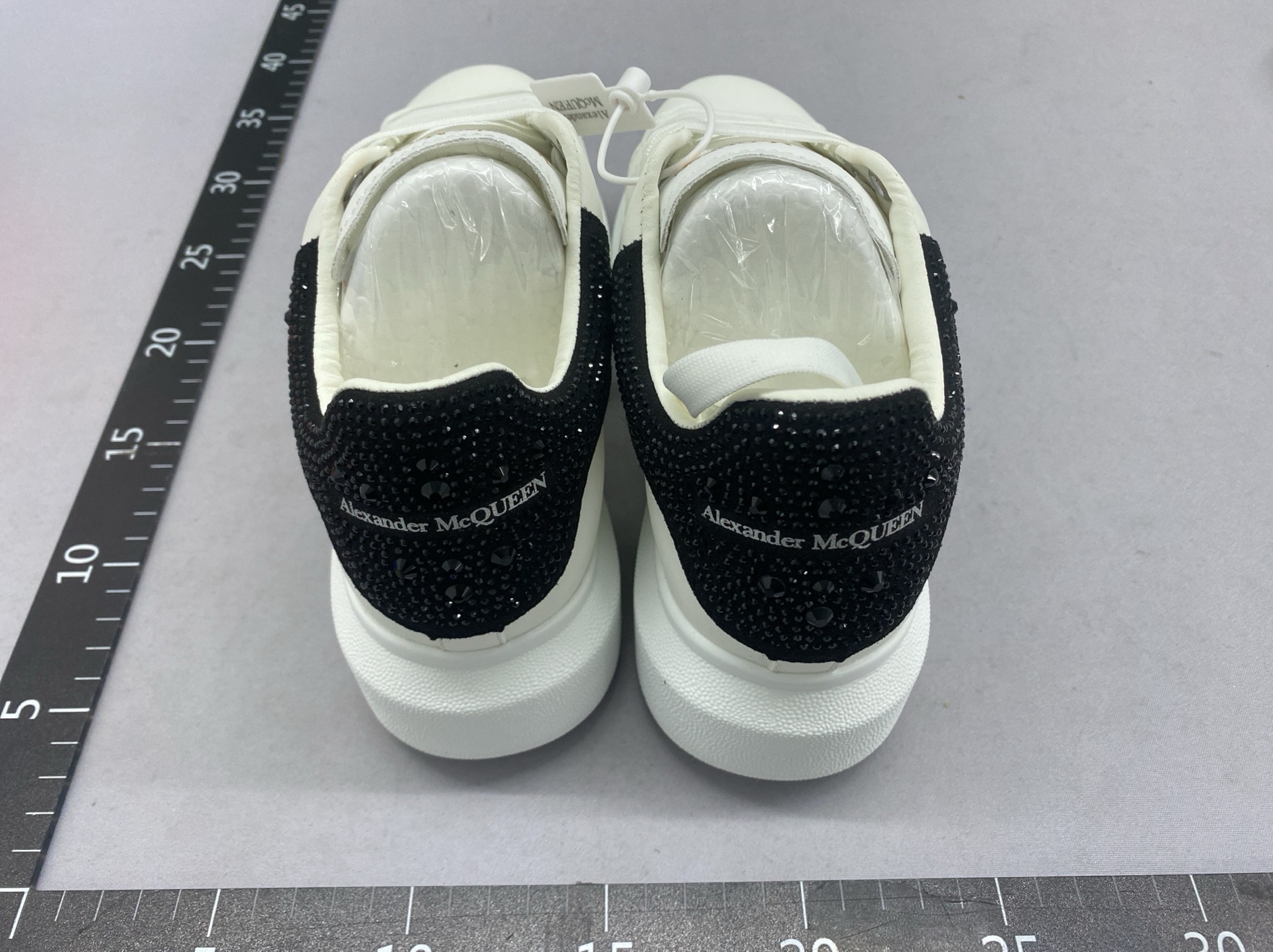 High-top mcqueen leather sneakers for men, height-increasing thick sole, versatile platform shoes for women, size 24 casual sports couple’s skate shoes 5