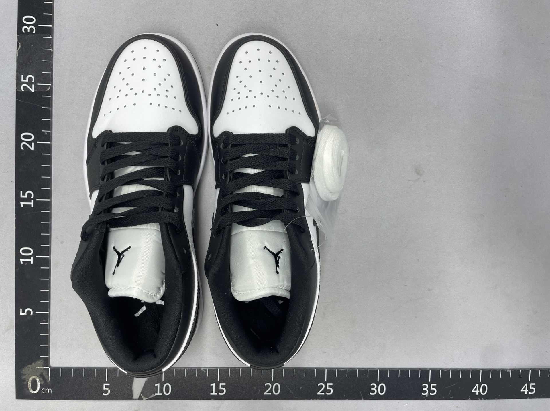 Jl09 – low-top panda basketball shoes – trendy athletic sneakers 6