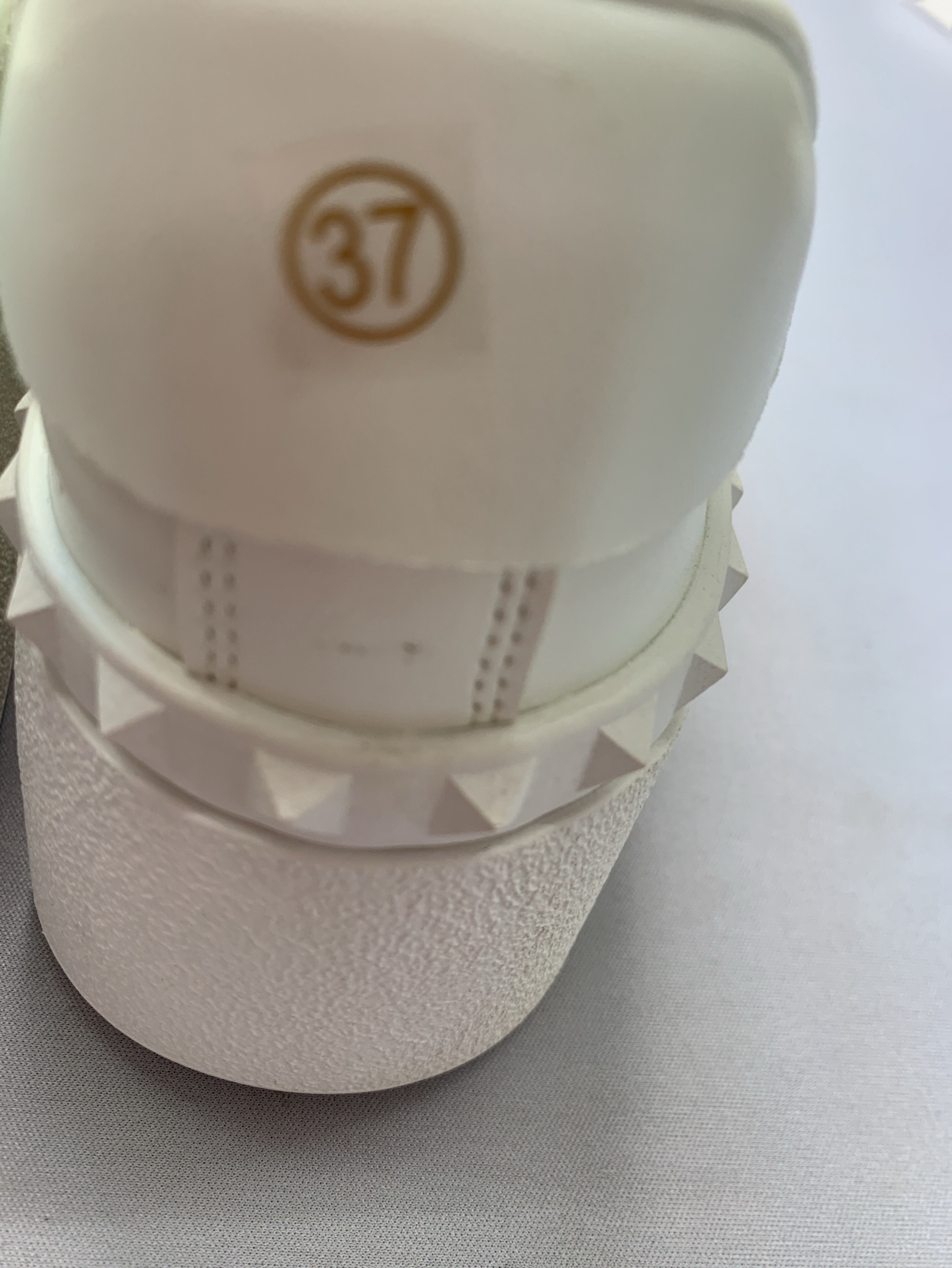 2025 spring new arrival: studded white sneakers for women – petite-friendly platform shoes with chunky soles 6cm – trendy lace-up skate shoes 7