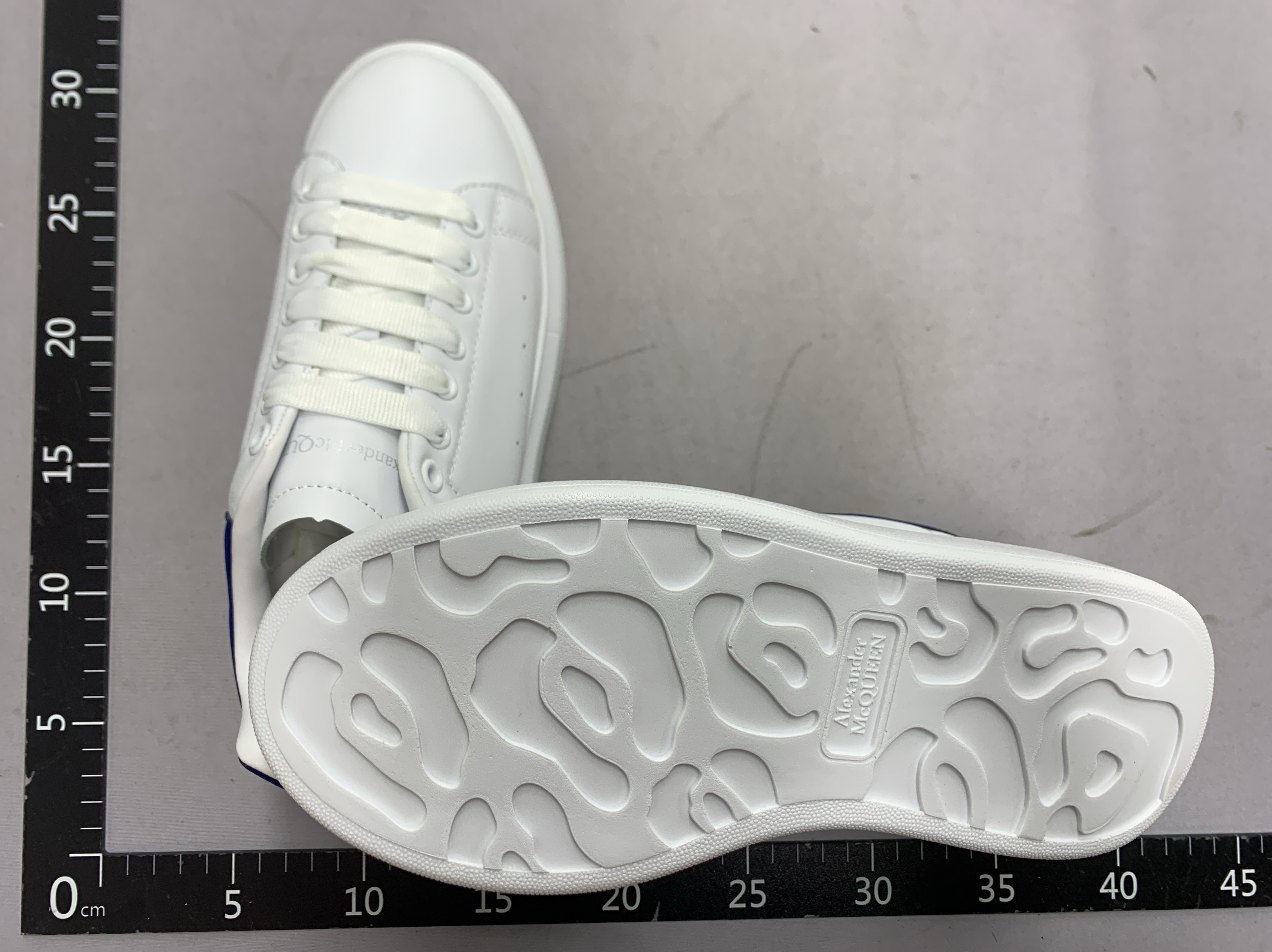 Mcqueen white leather sneakers – versatile platform shoes for men and women – chunky sole, 5cm height increase – cross-border bestseller 3