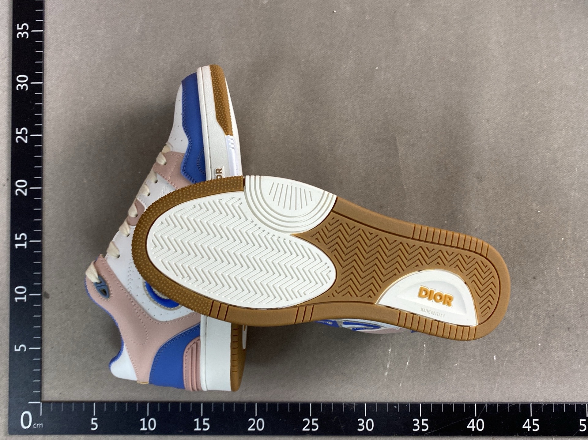 2025 hot-selling b57 high-top sneakers: retro new genuine leather athletic shoes for men, versatile white sneakers, trendy footwear 4