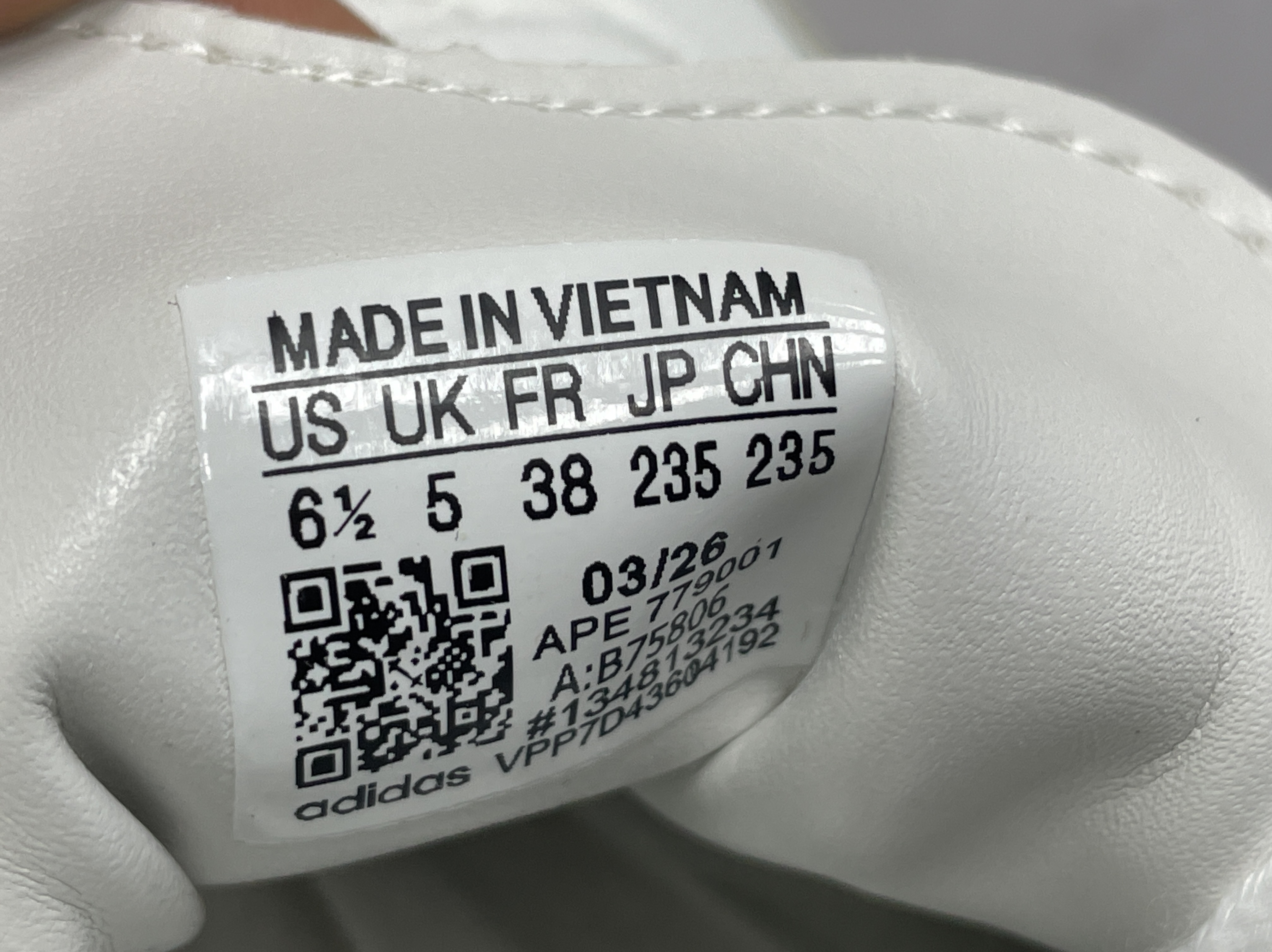 Cross-border german training shoes for men and women, classic white shoes, casual sneakers, low-top sports shoes, skateboard supply 2