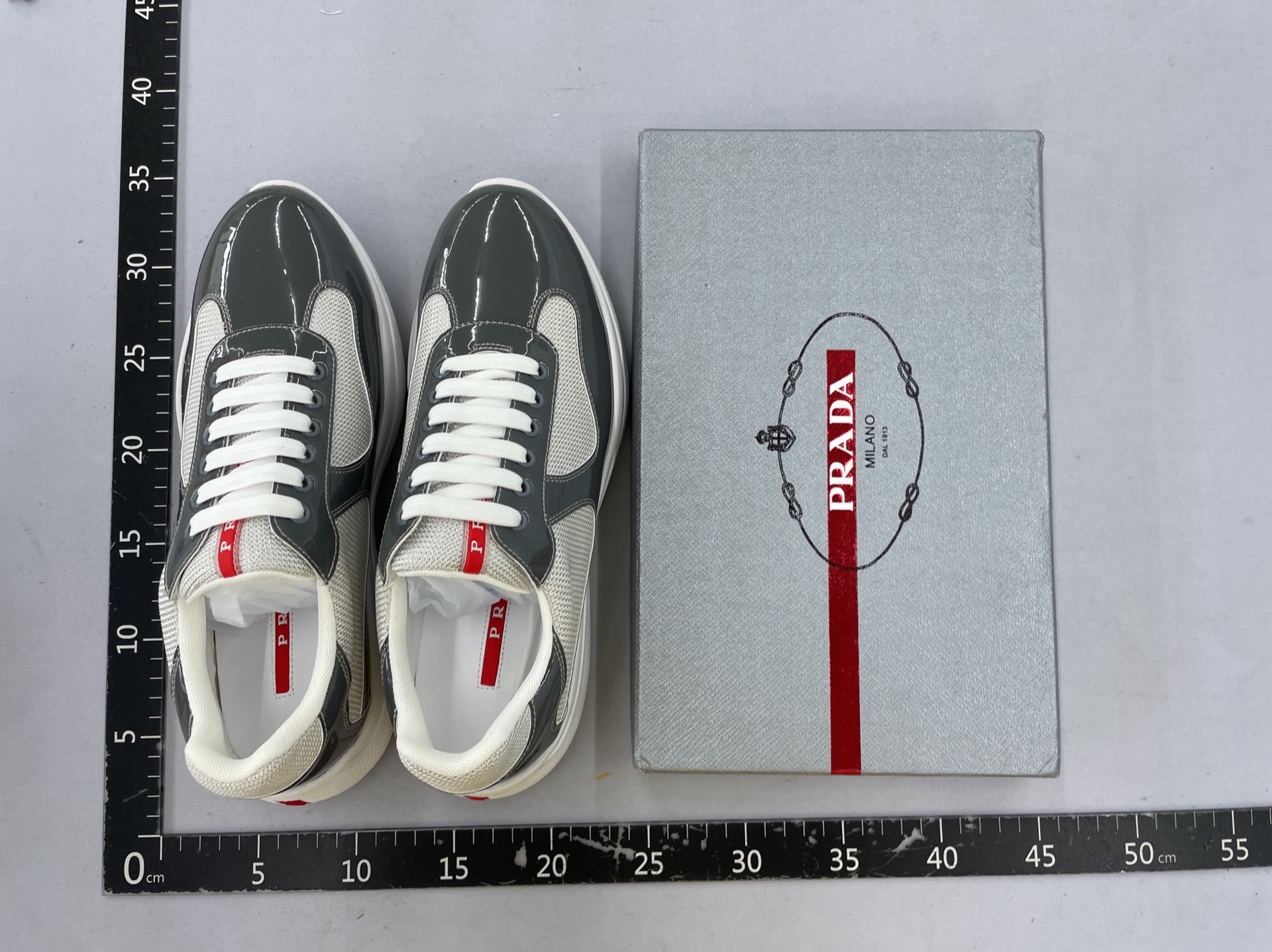 European station 2025 premium p brand couple’s fashion casual sneakers, low-top breathable white shoes, patent leather men’s shoes 7