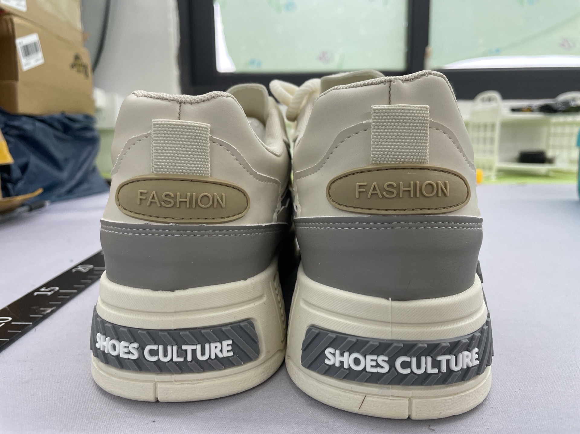 Plus size men’s shoes 2025 new export style casual sneakers men’s thick sole height increasing leather upper size 46 skate shoes 5
