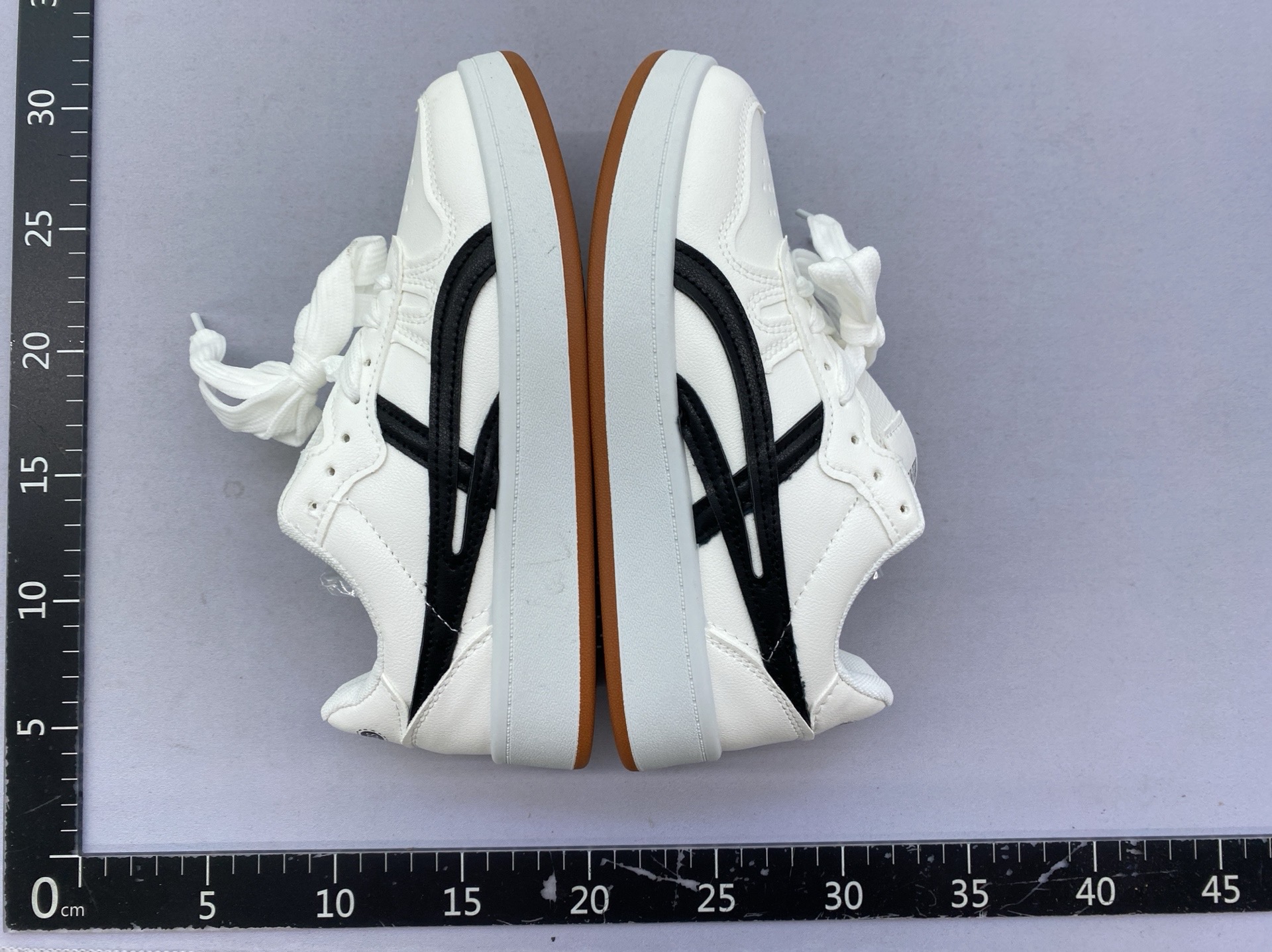 Couplethick solecreamlow anklewhite shoescouplemen’s and women’sautumniche style german training sports sneakerstrendy 5