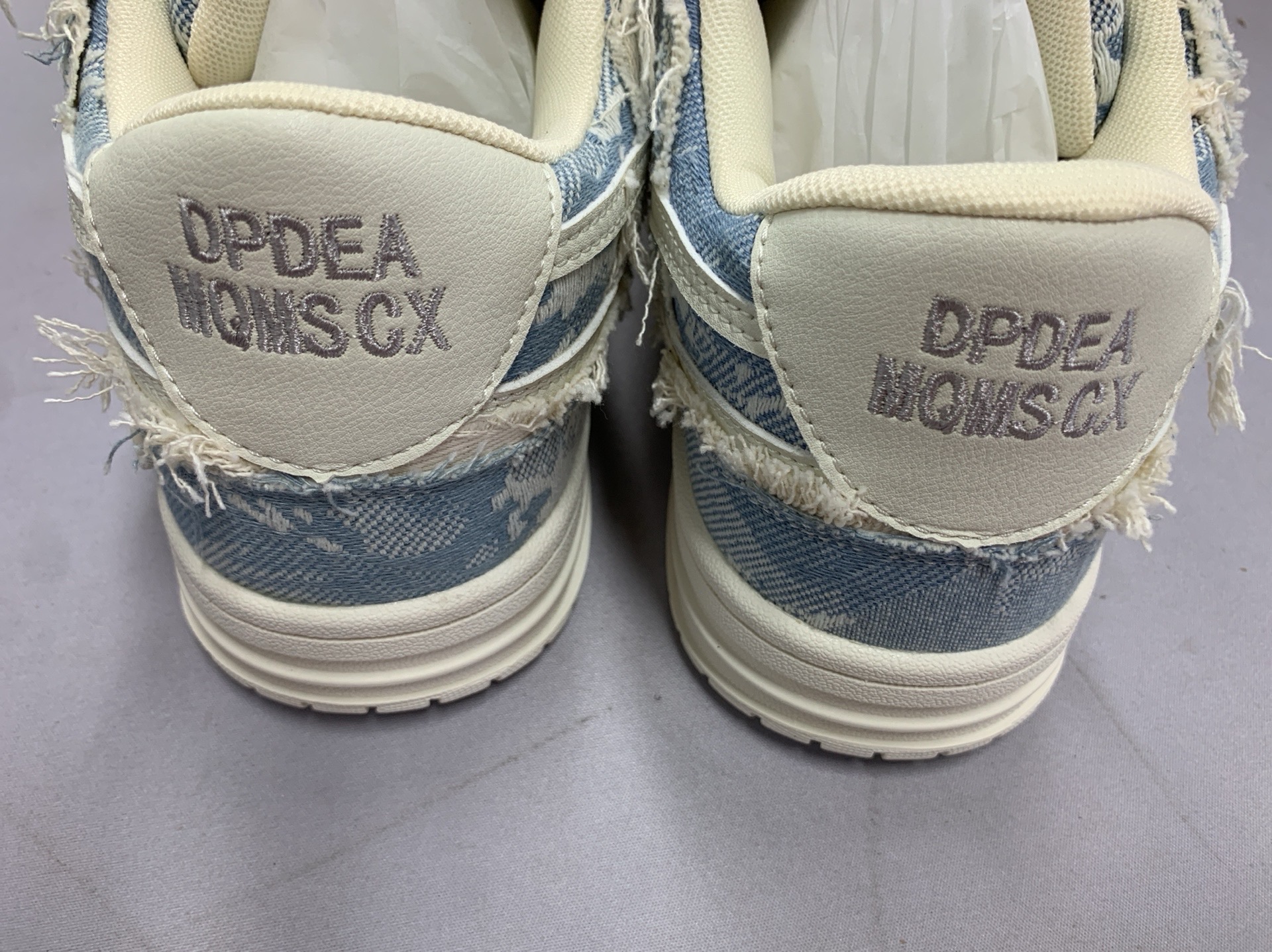 Guangzhou trendy shoe brand men’s shoes, korean style casual shoes, breathable white sneakers, men’s skate shoes, unisex couple shoes 5