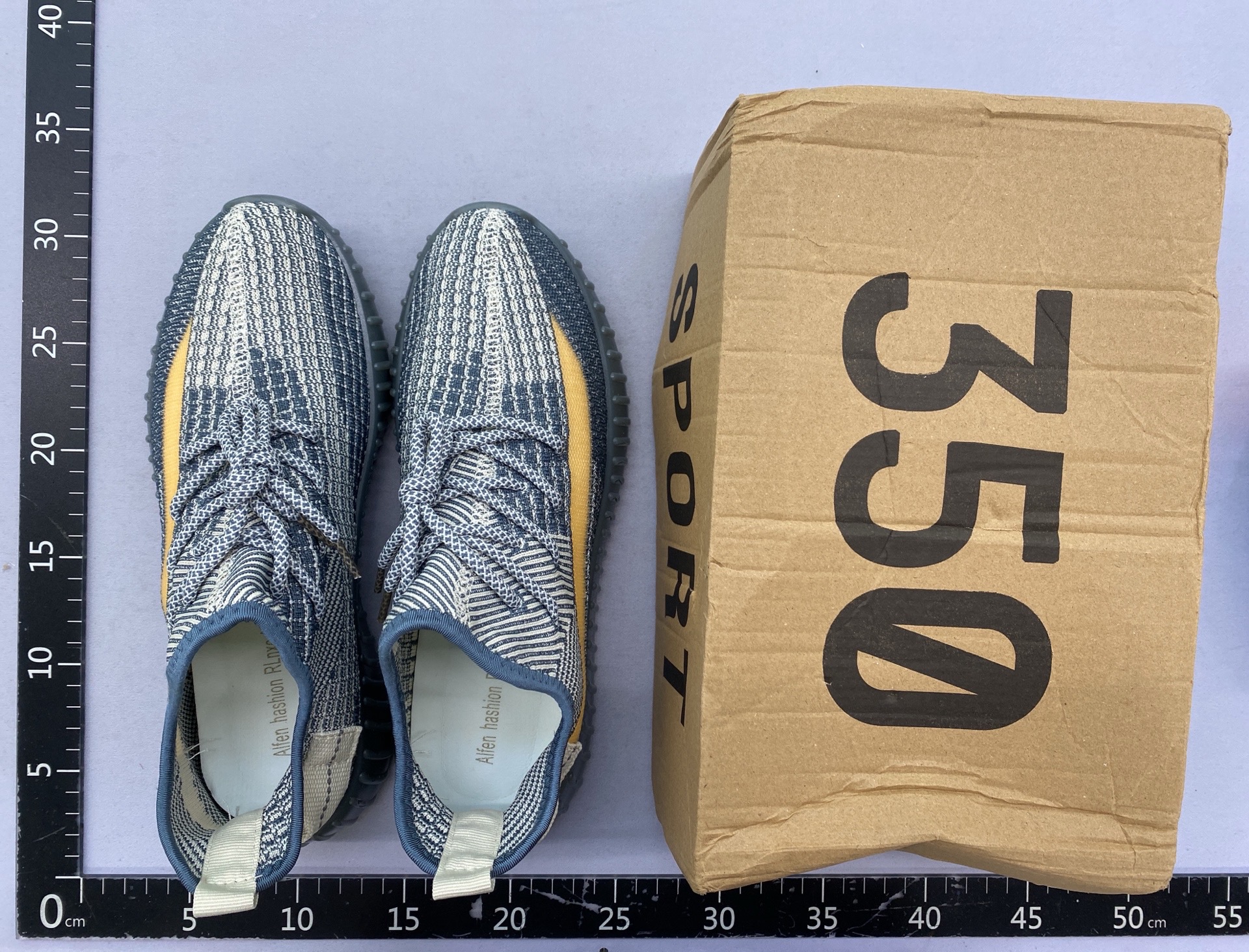 Men’s shoes 350 shoes men and women couple wholesale breathable mesh shoes easiest for match sports shoes casual trendy shoes low ankle 2