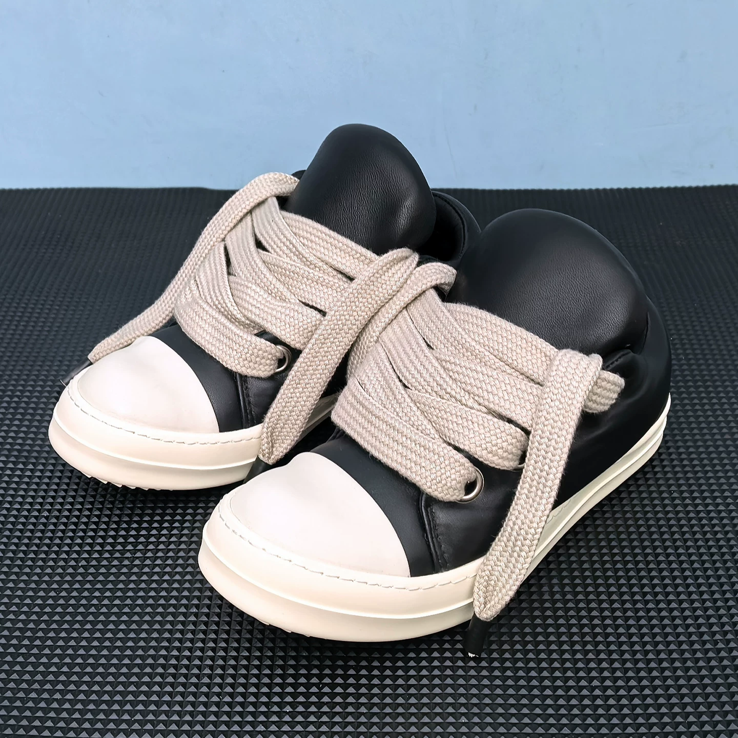 Ronew arrival low-top fat shoes for men genuine leather heightening thick solecasualplus-size sneakers women’s inflatable bread shoes cotton shoes trendy 1