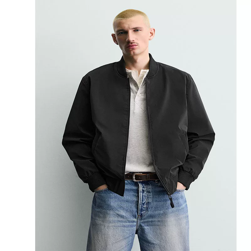 2025 winter new arrival men’s stand collar lightweight tech fabric bomber jacket 4302460 916