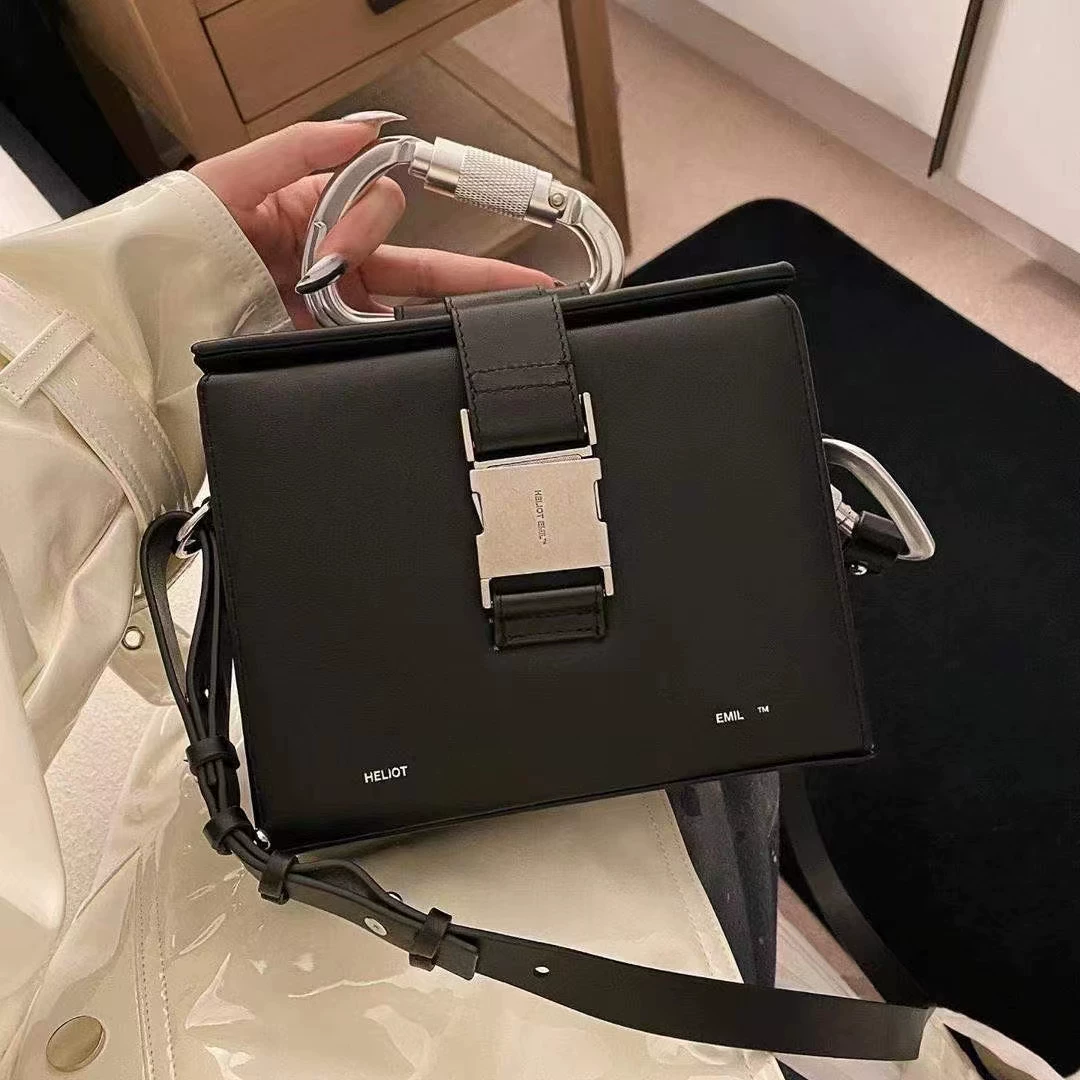 Heliot emil box bag multi-metal hiking buckle dark black men’s and women’s sense of design chest bag cross-body functional bag